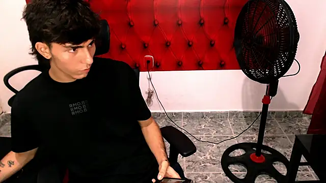 Bryant_Connor's cam snapshot