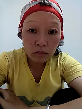 girl-hot2x's cam snapshot