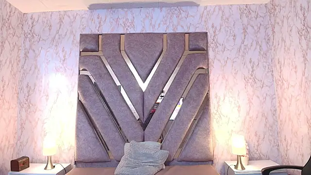 redd_pandaa's cam snapshot