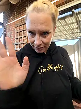 JaninaSecrets_'s cam snapshot