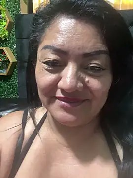 miaboobs19's cam snapshot