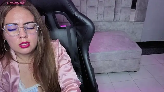 Luna_Star_v's cam snapshot