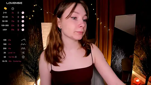 LanaBlu_'s cam snapshot