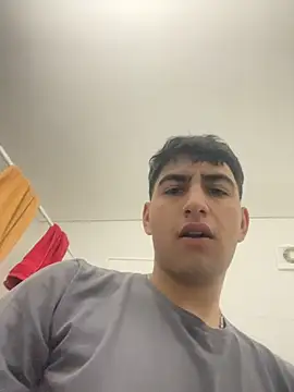 Gduende7 live sex cam