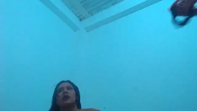 emily_69_porno live sex cam