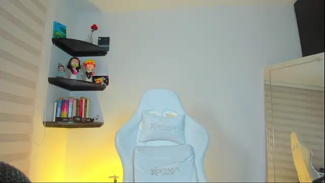 kittyrush_'s cam snapshot