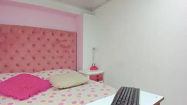 LolaVoss's cam snapshot