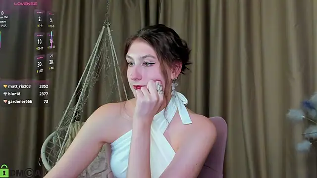 May_Yam's cam snapshot