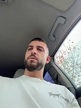 Pablo_Hornyguy95 live sex cam