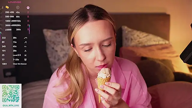 HollisBeckett live sex cam