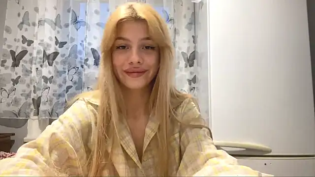 MarielleAdrien's cam snapshot