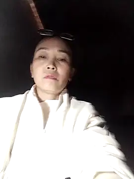 Feeling-hot's cam snapshot