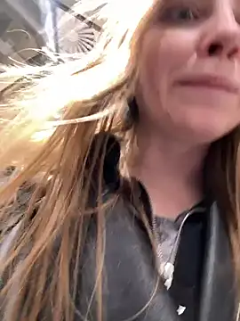 Sunny___Bunny live sex cam