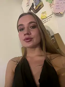 KiraMyers's cam snapshot