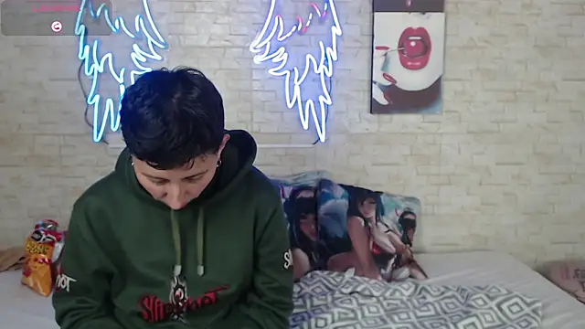 Gaby_and_Mei's cam snapshot