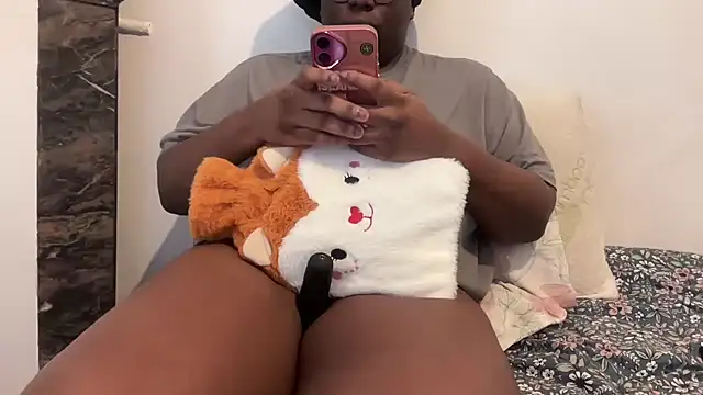 nanaisbackk's cam snapshot