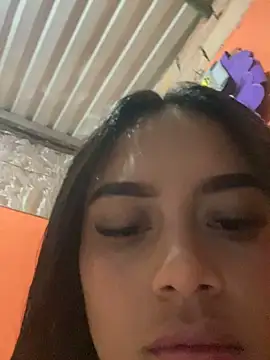 Emily_sharlot's cam snapshot