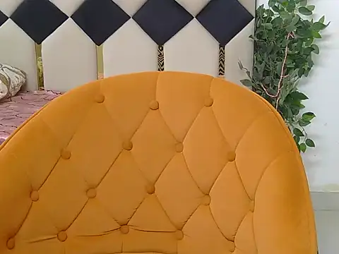 Its-ishikaa's cam snapshot