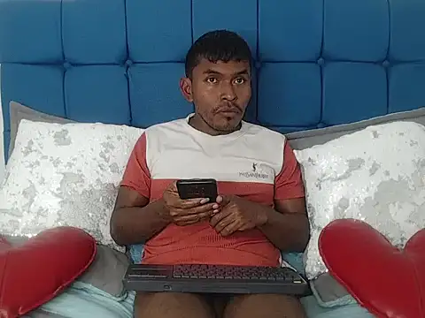 Adam_Morgan2's cam snapshot