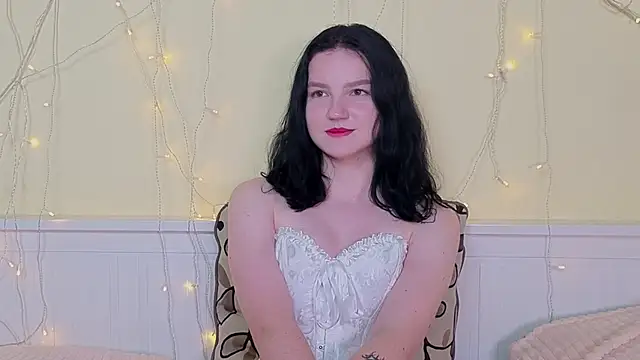 LatinaHuguenin's cam snapshot