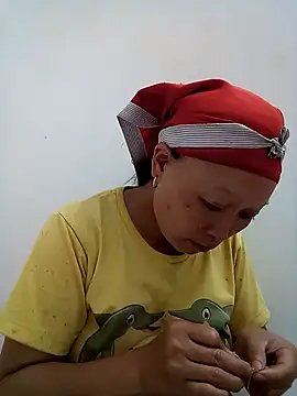 girl-hot2x's cam snapshot