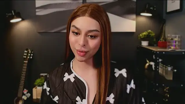 callmeLUNA live sex cam