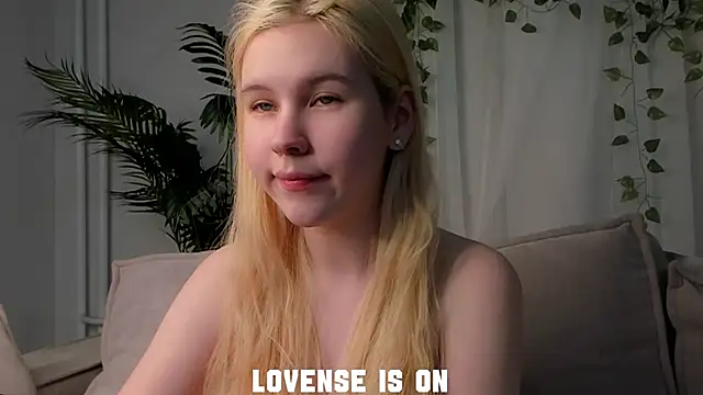 ElizSpieth live sex cam