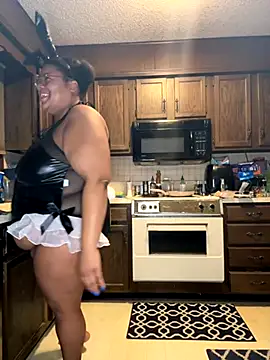 InterRacialFacial7296 live sex cam