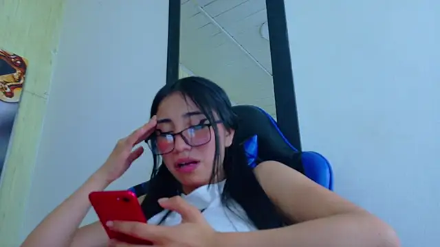 _Emmaa_Harper's cam snapshot