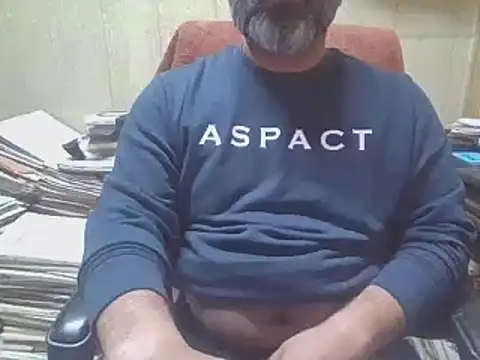 hairymaster95 live sex cam