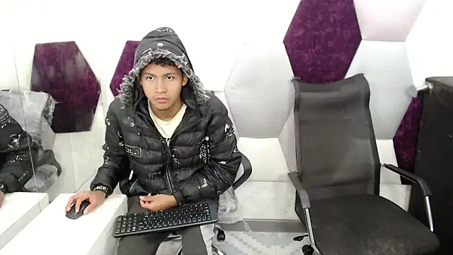 DaveHottx live sex cam