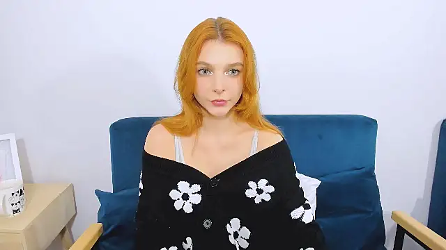 AmberSensitive's cam snapshot