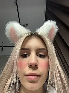 Olivia1Taylor1's cam snapshot