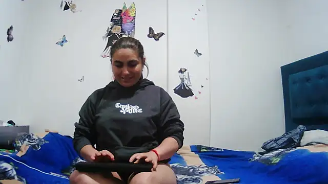 AddyStuart_'s cam snapshot