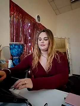 Juicy_PeachLux's cam snapshot