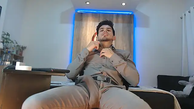 Andrew_4_ live sex cam