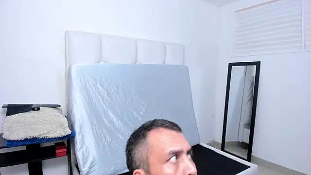 LindaHooker's cam snapshot