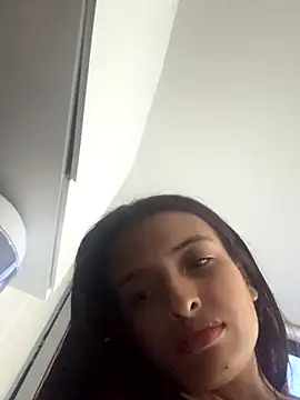 Aithana_Petite's cam snapshot