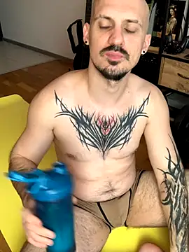 AssHunter4k live sex cam