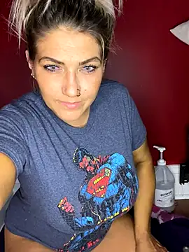 LittleMissEeve live sex cam