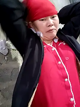 yoowwmr live sex cam