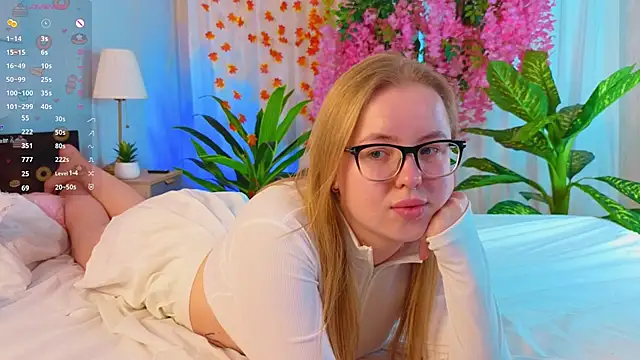 JudithWilson's cam snapshot