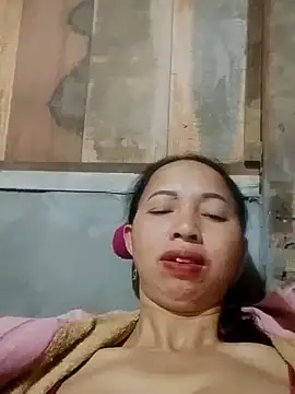 TRIEUTRIEU20's cam snapshot