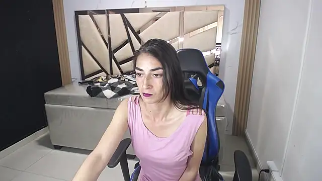 Maily_a_'s cam snapshot