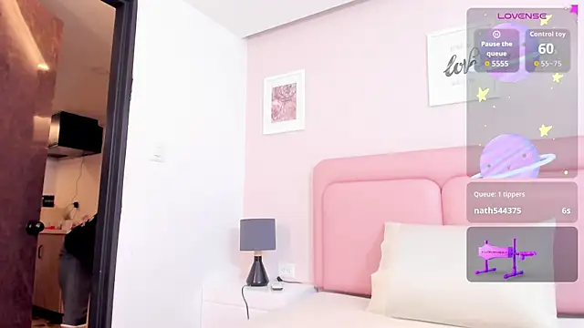 catalina_smile_'s cam snapshot