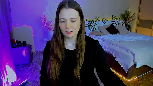 Moonvelle's cam snapshot