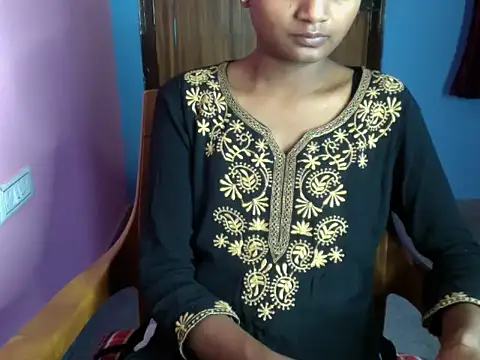 Riyya_00's cam snapshot