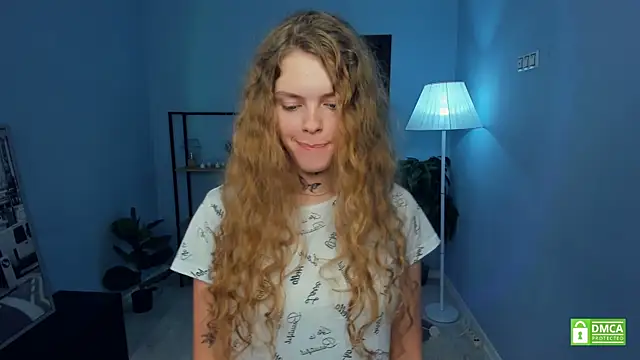 RayaNenlia's cam snapshot