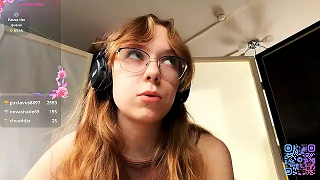 JuneCooper's cam snapshot