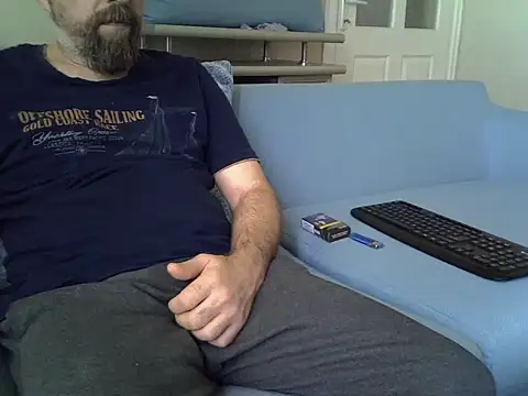 blue-red's cam snapshot